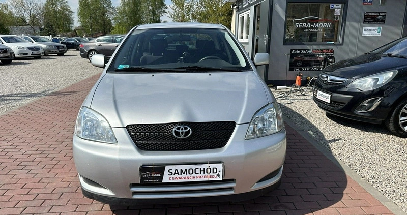 Toyota Corolla cena 8800 przebieg: 175000, rok produkcji 2003 z Głubczyce małe 137